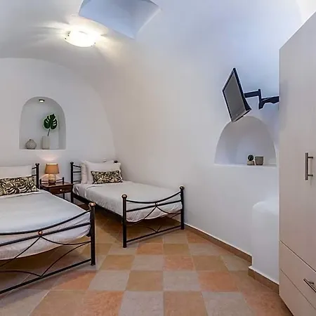 Villa Amore Hotel *
